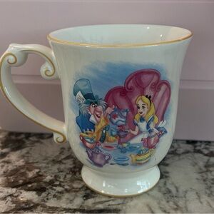 Vintage Alice in Wonderland Coffee Tea 
Cup Mug White Gold Trim NEW Mad Hatter